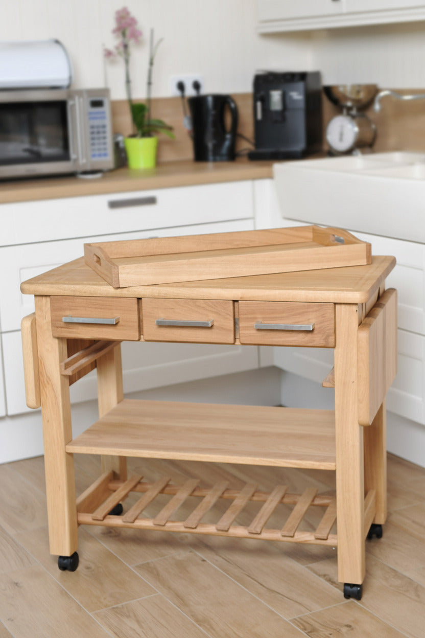 Küchenwagen Mobil 3 aus massiver Eiche. 90 x 50 x 81 cm mit Seitenklappen (Breite x Tiefe x Höhe) mit 3 Schubladen,Tablett, einem Boden und Flaschenablage, Seitenklappen zum ausklappen auf 140cm Breite